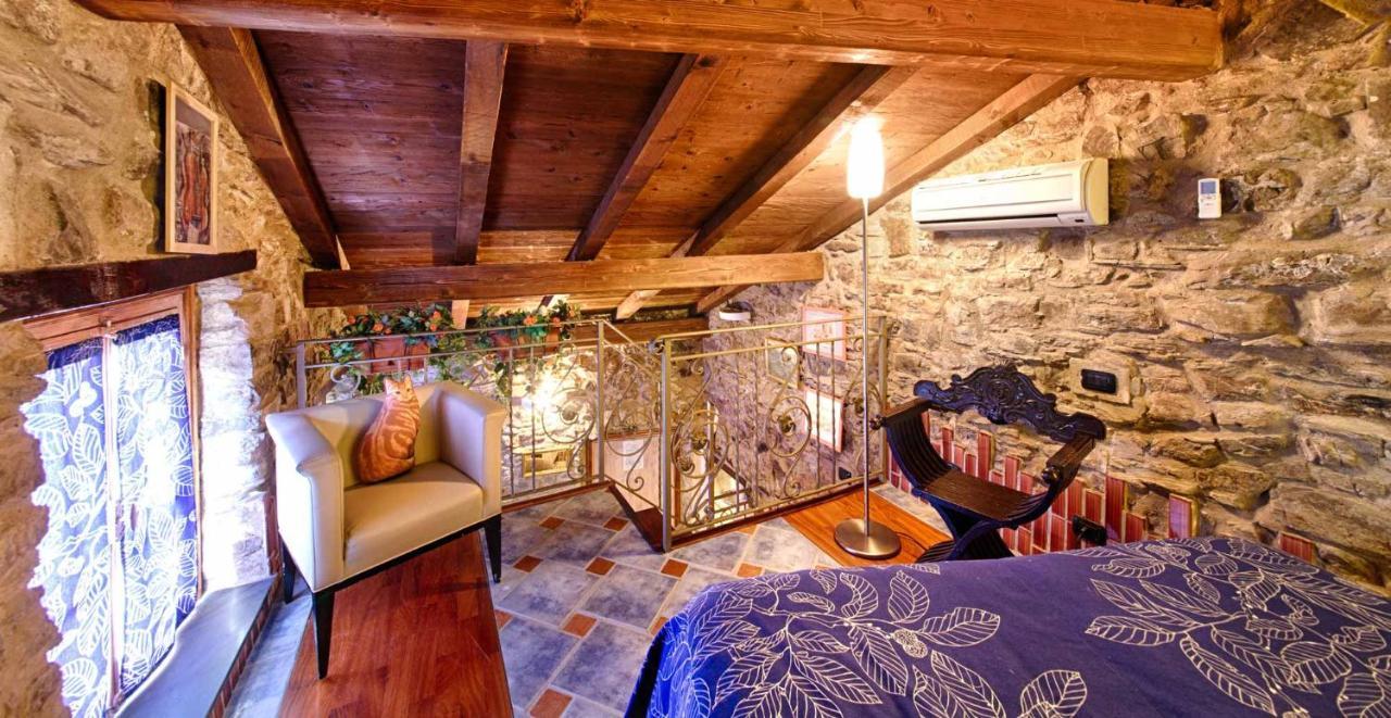 MuntaeCara Hotel Diffuso Apricale Exterior foto