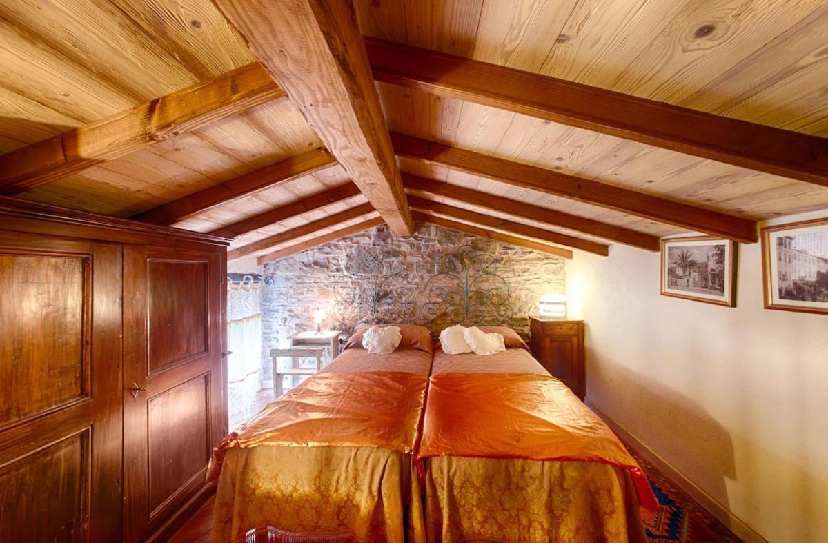 MuntaeCara Hotel Diffuso Apricale Exterior foto